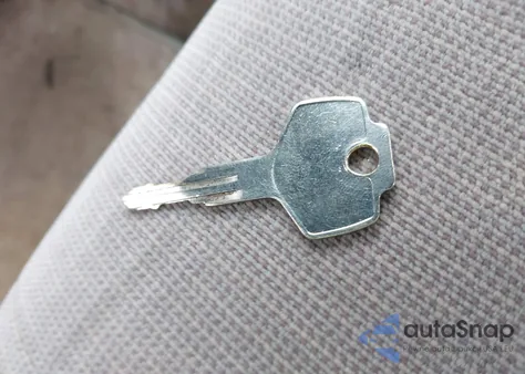 1995 Subaru Legacy Ls/Lsi из США, поврежденный, VIN 4S3BD6558S7227046